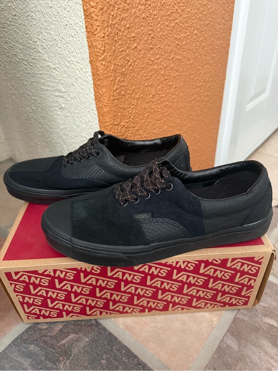 Vans Other - Vans Era Men’s All-Black Low Profile Suede & Textile Sneakers